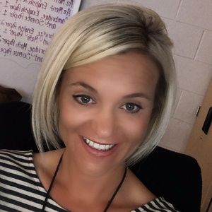 Meet your Posher, Dana